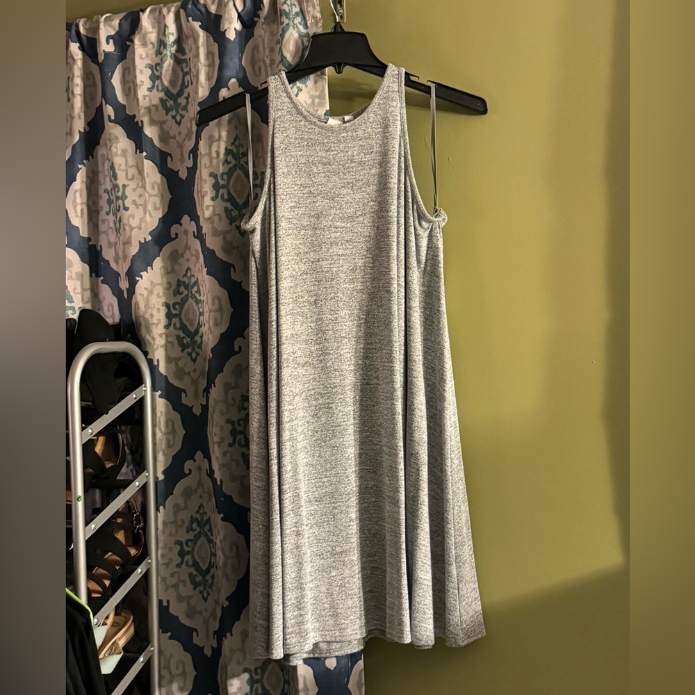 GAP sleeveless swing dress in gray